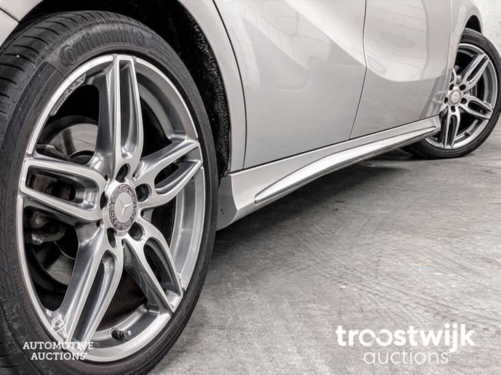 Mercedes-Benz A180 Ambition 122pk 2016 -Orig. NL-, JF-085-K