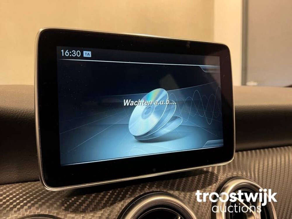 Mercedes-Benz A180 Ambition 122pk 2016 -Orig. NL-, JF-085-K