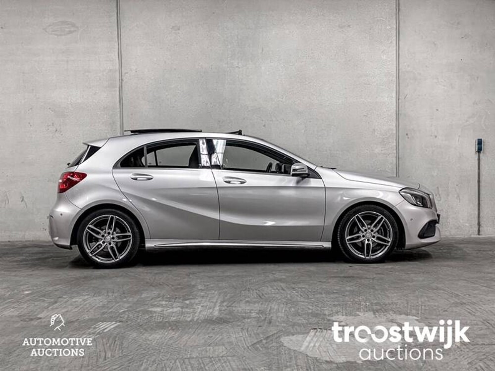 Mercedes-Benz A180 Ambition 122pk 2016 -Orig. NL-, JF-085-K
