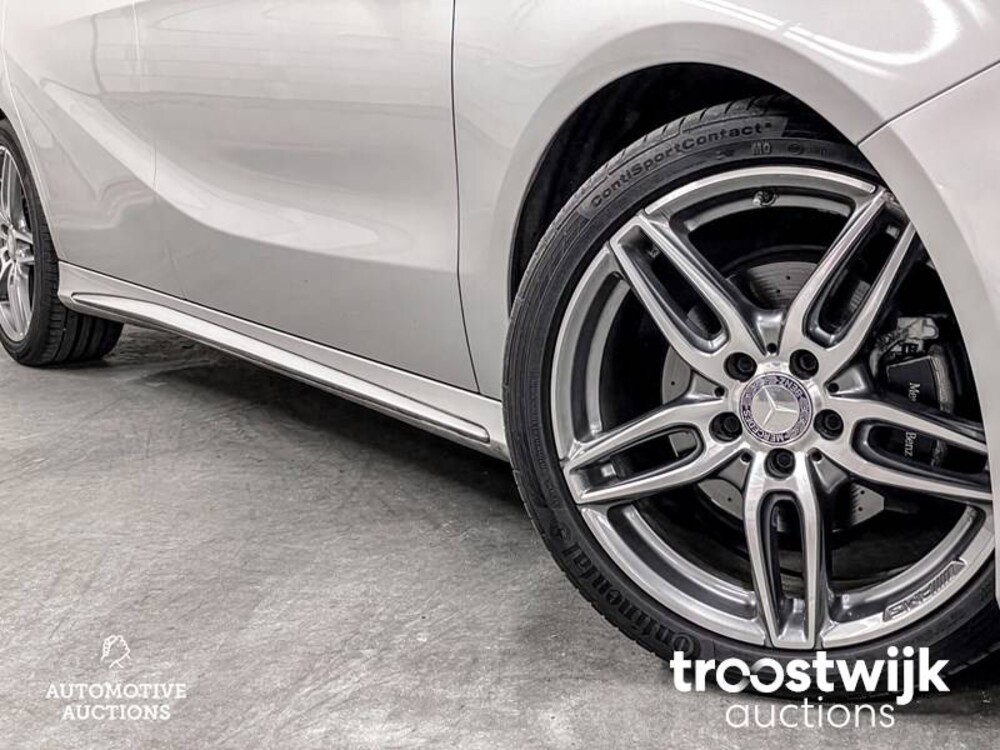 Mercedes-Benz A180 Ambition 122pk 2016 -Orig. NL-, JF-085-K
