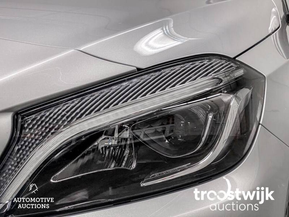 Mercedes-Benz A180 Ambition 122pk 2016 -Orig. NL-, JF-085-K