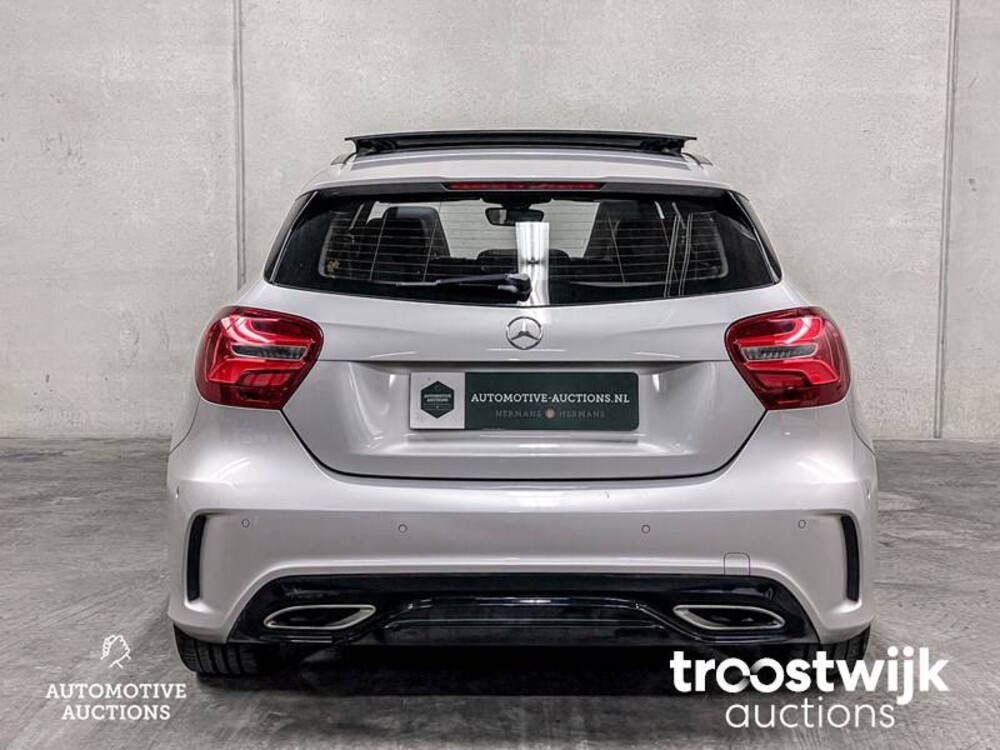 Mercedes-Benz A180 Ambition 122pk 2016 -Orig. NL-, JF-085-K