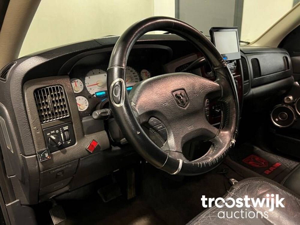 Dodge Ram 1500 250pk 2002, 1-VBN-02