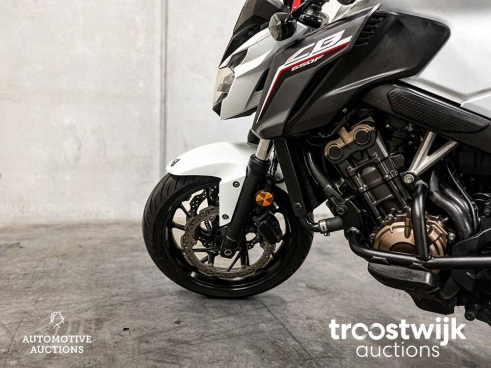 Honda CB650F ABS 85pk 2018 Tour, 47-MK-BS