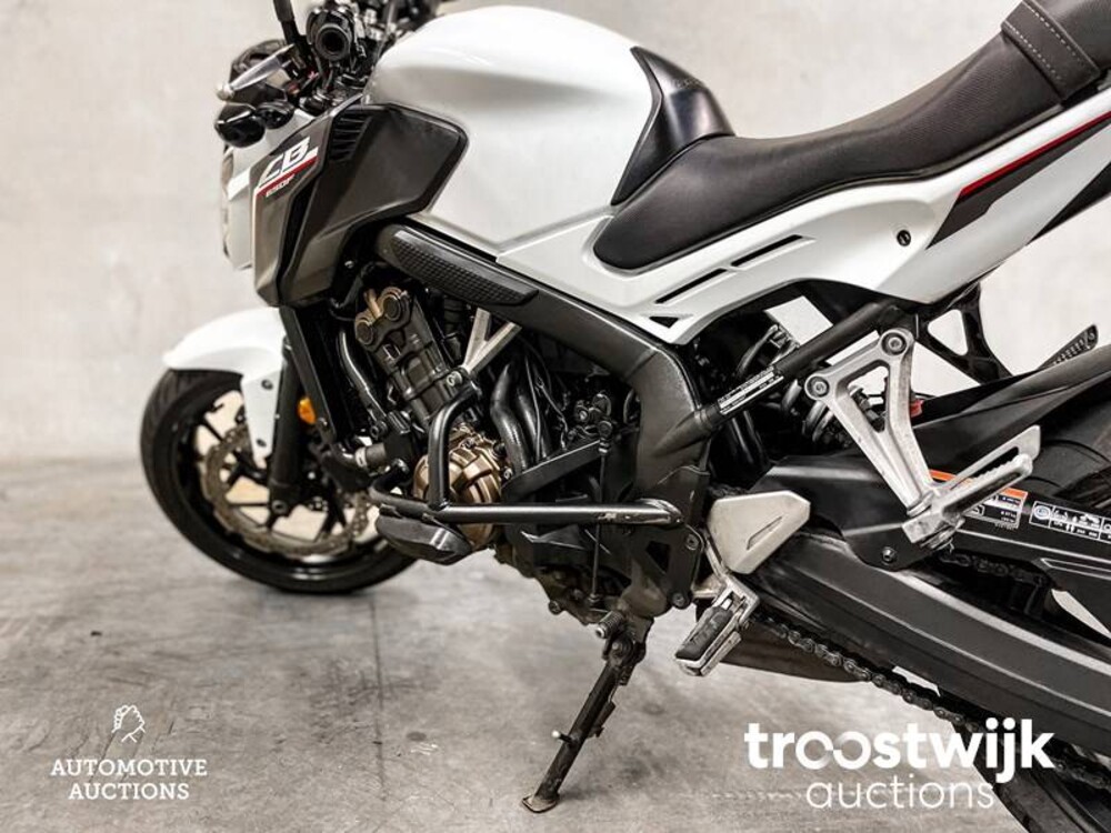 Honda CB650F ABS 85pk 2018 Tour, 47-MK-BS