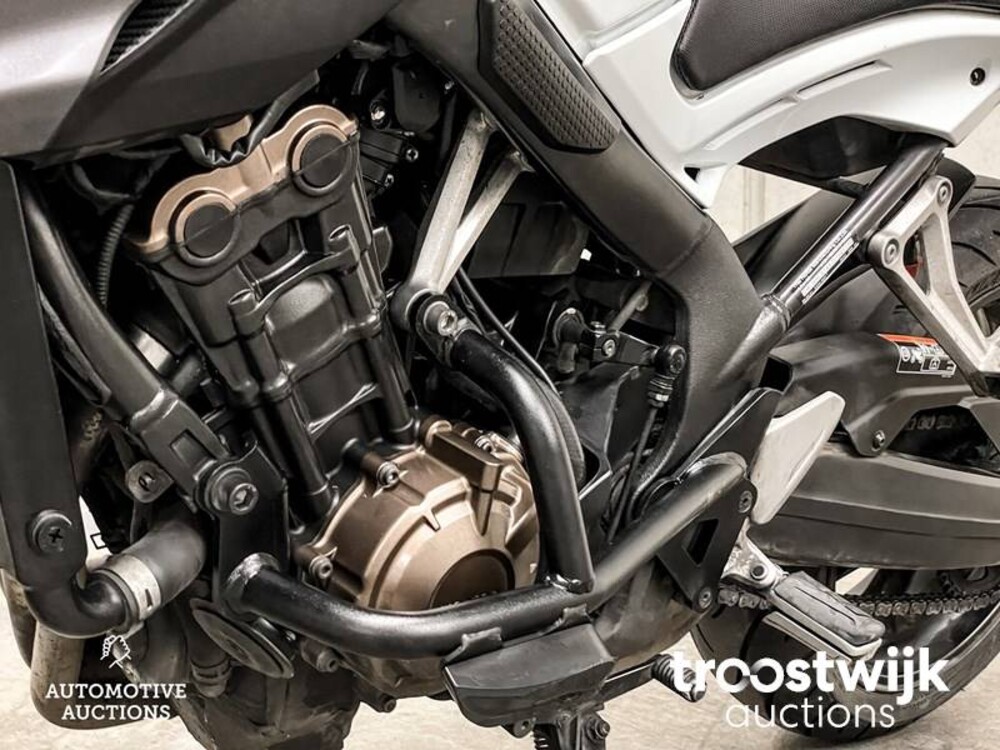 Honda CB650F ABS 85pk 2018 Tour, 47-MK-BS