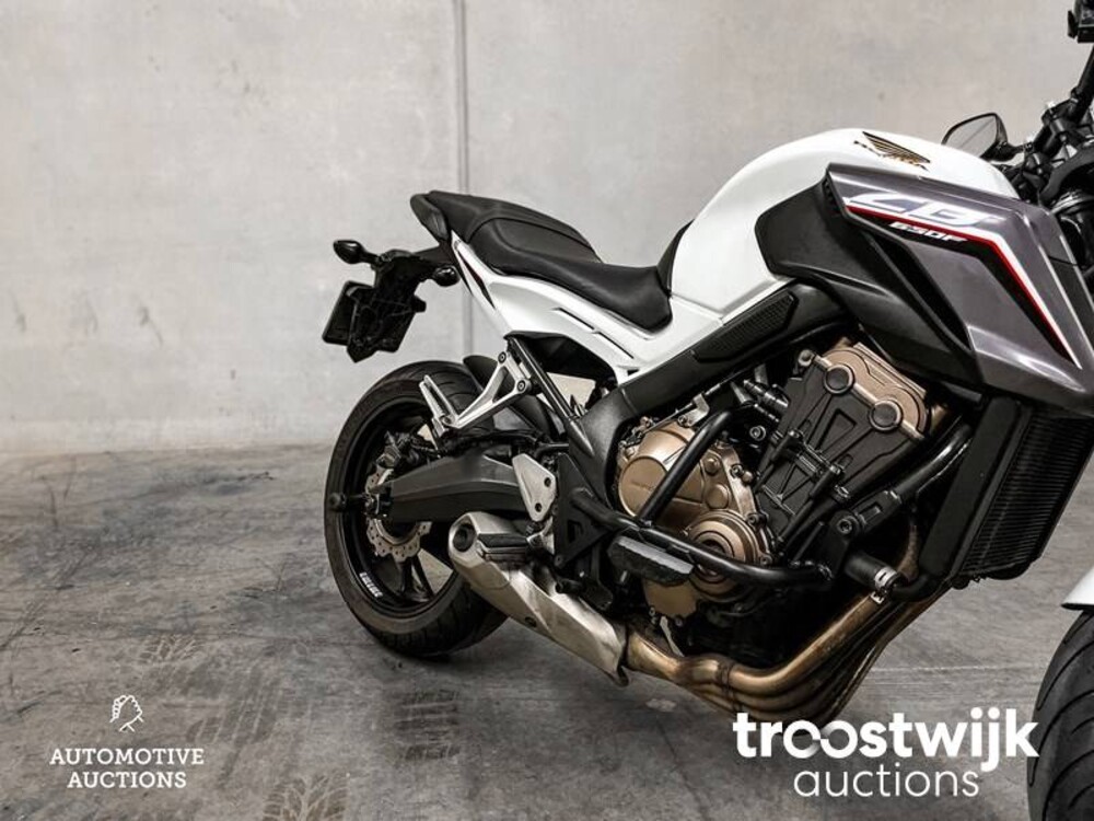 Honda CB650F ABS 85pk 2018 Tour, 47-MK-BS