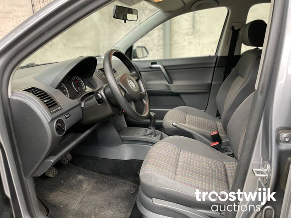 Volkswagen Polo 1.4-16V Turijn 75hp 2006 -Orig. DE- 87-TB-PD