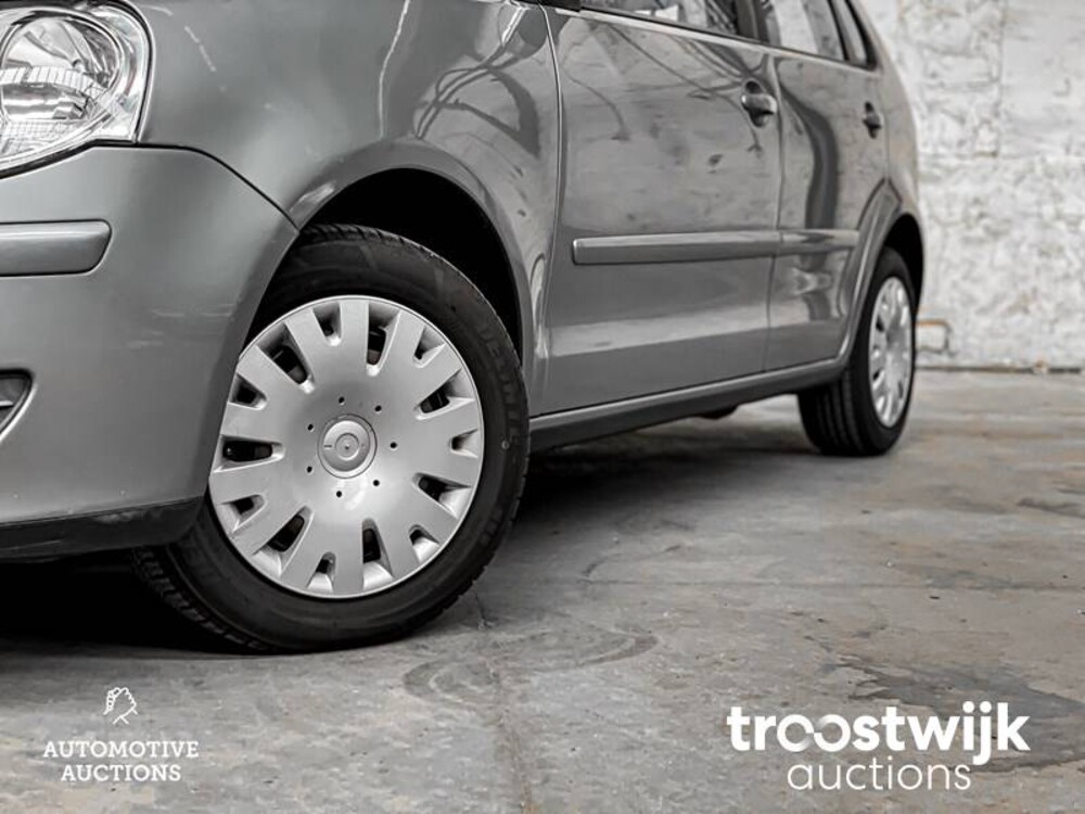 Volkswagen Polo 1.4-16V Turijn 75hp 2006 -Orig. DE- 87-TB-PD