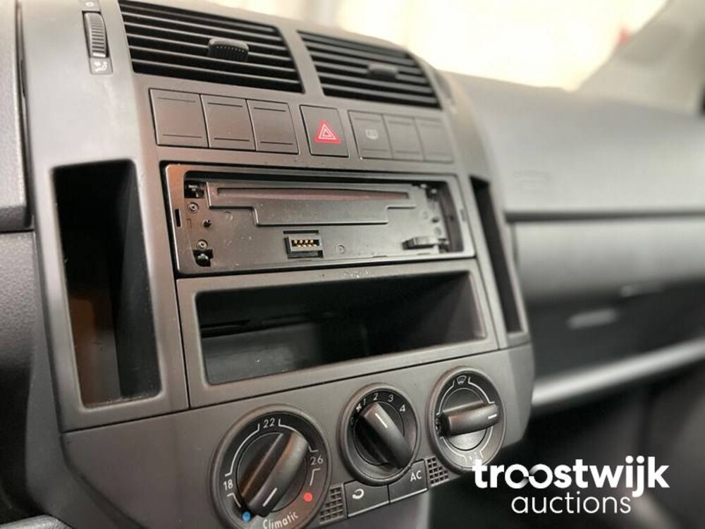 Volkswagen Polo 1.4-16V Turijn 75hp 2006 -Orig. DE- 87-TB-PD