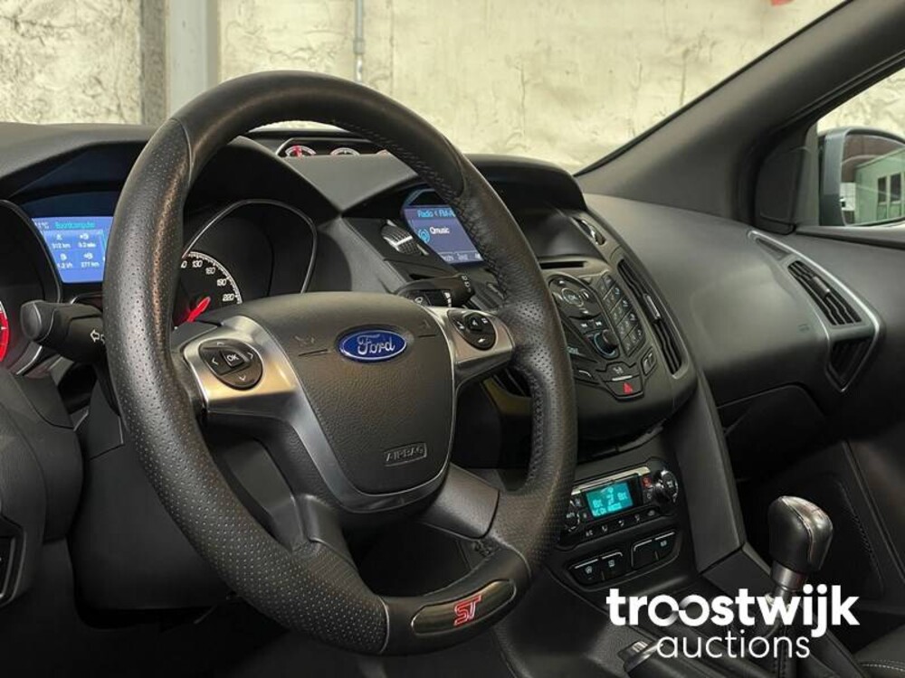 Ford Focus ST-3 2.0 EcoBoost 250 PS 2014, K-925-DG