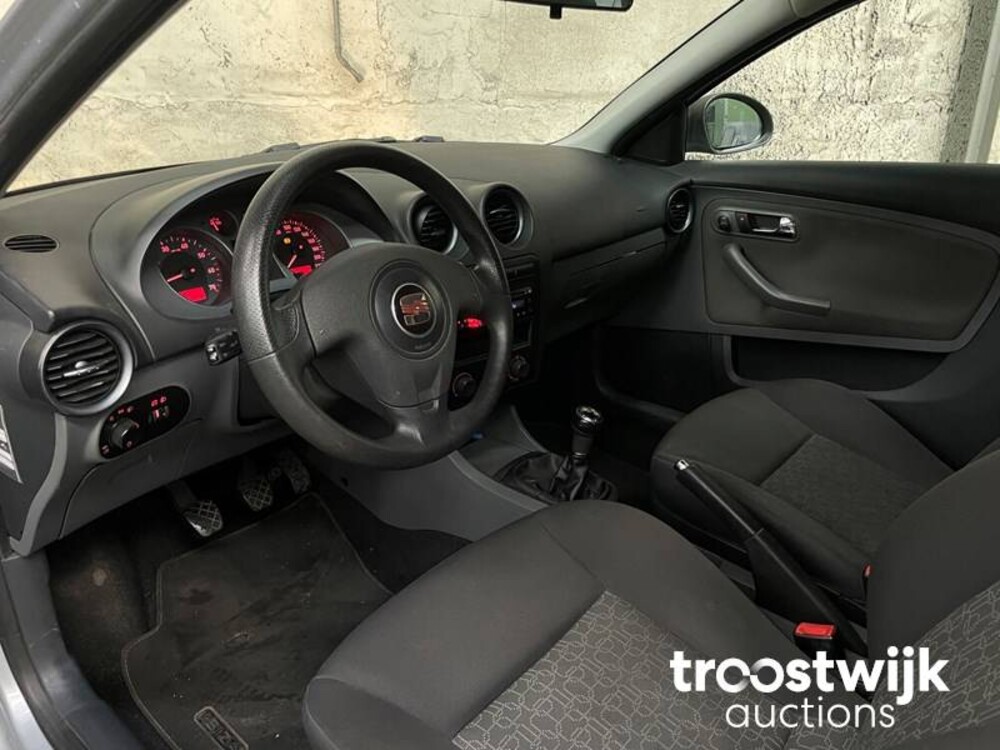 Seat Ibiza 1.4-16V Trendstyle 86PS 2007 -Orig. NL-, 96-TS-JD