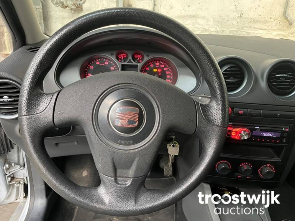 Seat Ibiza 1.4-16V Trendstyle 86PS 2007 -Orig. NL-, 96-TS-JD