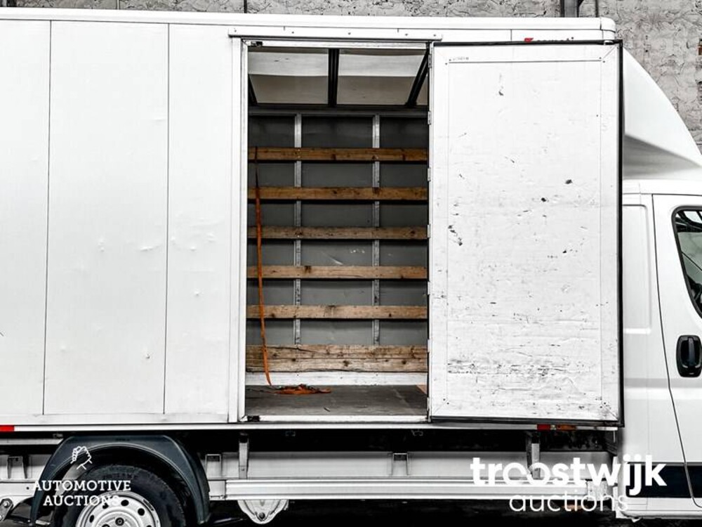 Peugeot Boxer Bakwagen 164pk 2020