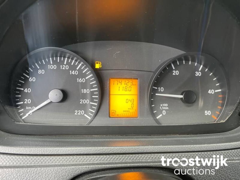 Mercedes-Benz Vito 110 CDI 320 Functional Lang DC Comfort 95PS 2013 -Orig. NL-, VG-876-P