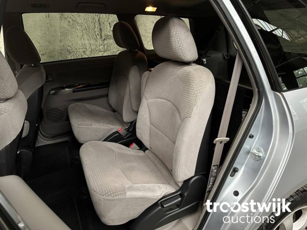 Mitsubishi Grandis 2.4-16V Intense 6p. 165PS 2005, -Orig.NL-, 47-RV-NZ