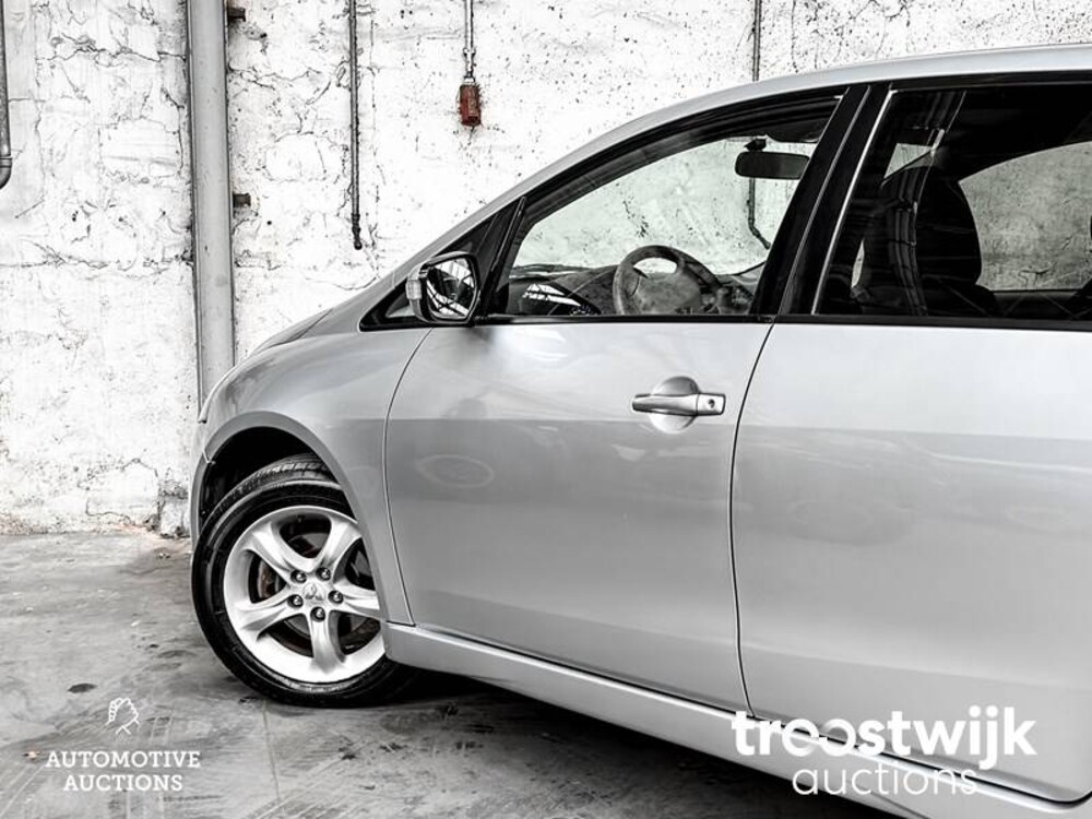 Mitsubishi Grandis 2.4-16V Intense 6p. 165PS 2005, -Orig.NL-, 47-RV-NZ