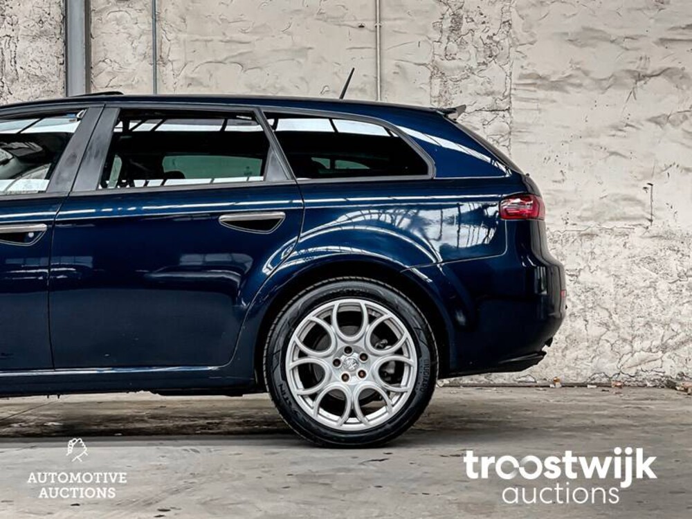 Alfa Romeo 159 Sportwagon 3.2 JTS Q4 TI 260 PS 2009, 2-KPN-41