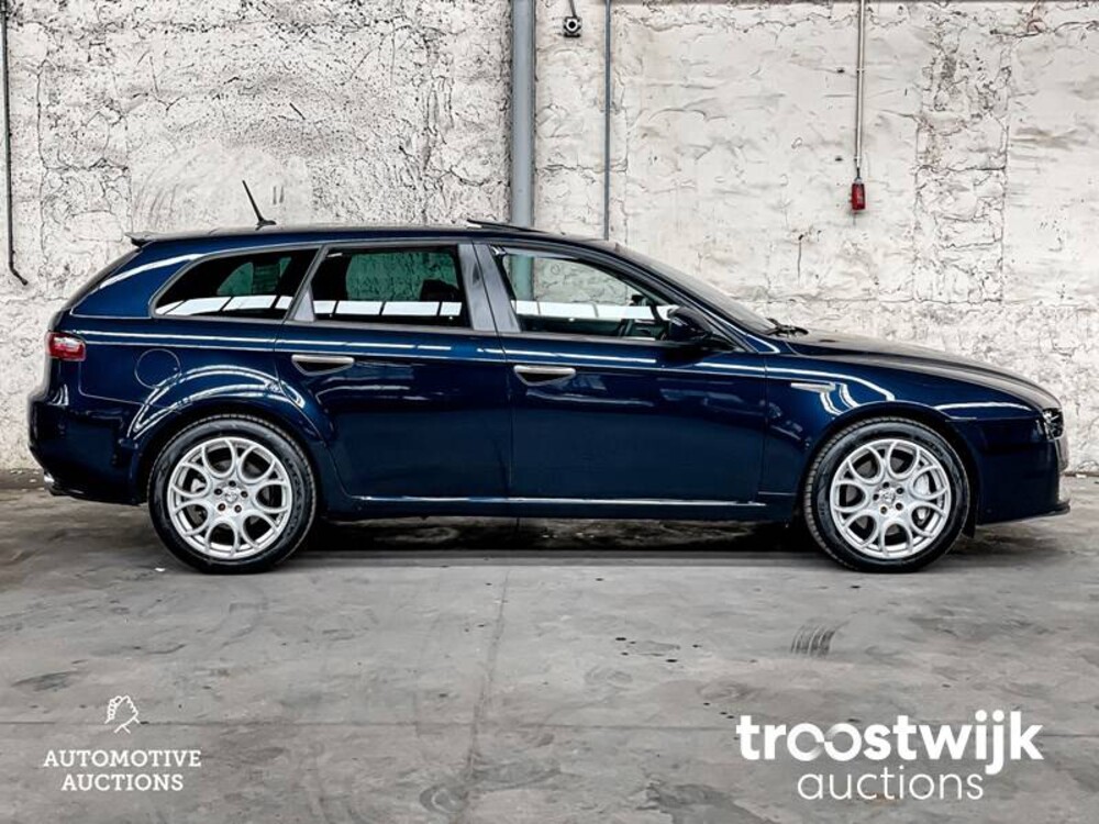 Alfa Romeo 159 Sportwagon 3.2 JTS Q4 TI 260 PS 2009, 2-KPN-41
