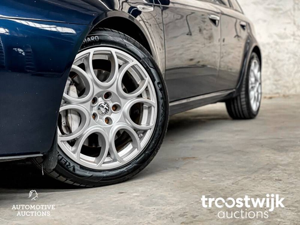 Alfa Romeo 159 Sportwagon 3.2 JTS Q4 TI 260 PS 2009, 2-KPN-41