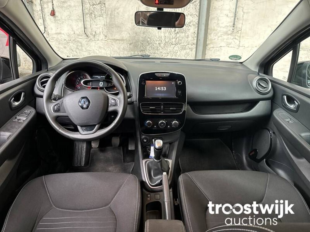 Renault Clio Estate 0.9 TCe Limited 90pk 2018 -Orig. NL-, SG-739-N