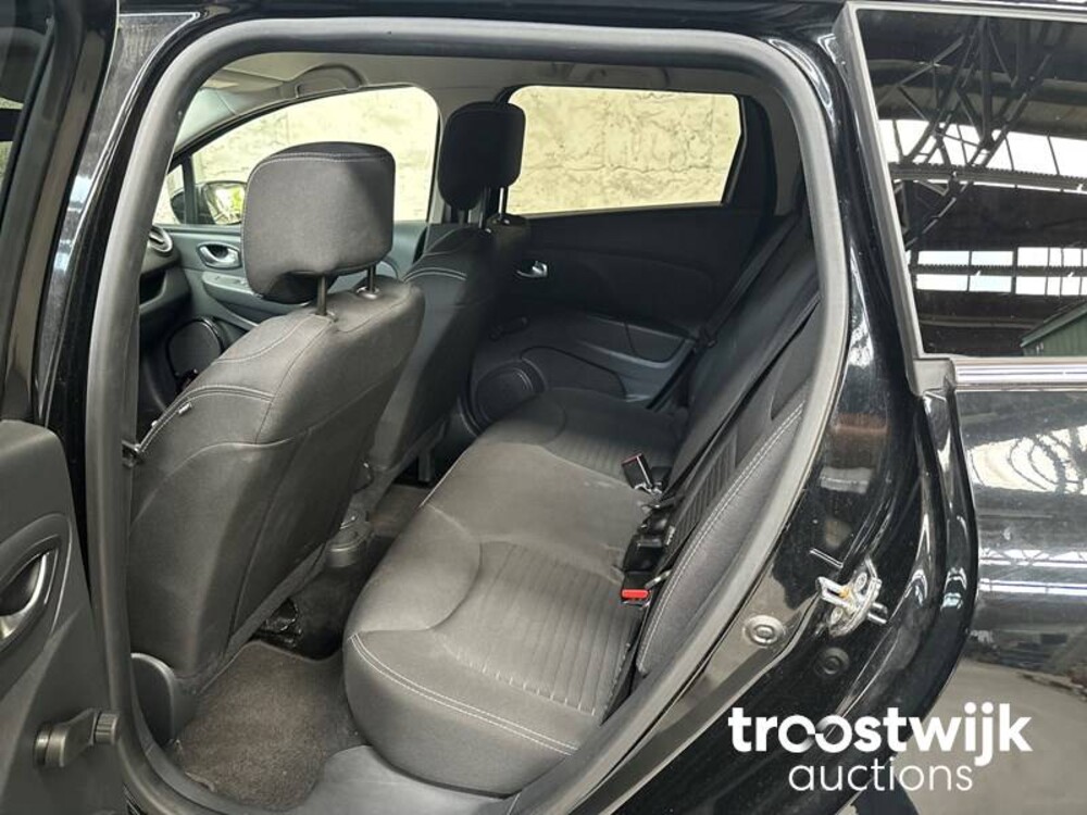 Renault Clio Estate 0.9 TCe Limited 90pk 2018 -Orig. NL-, SG-739-N