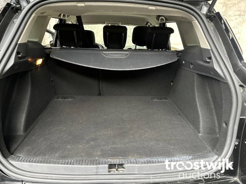 Renault Clio Estate 0.9 TCe Limited 90pk 2018 -Orig. NL-, SG-739-N