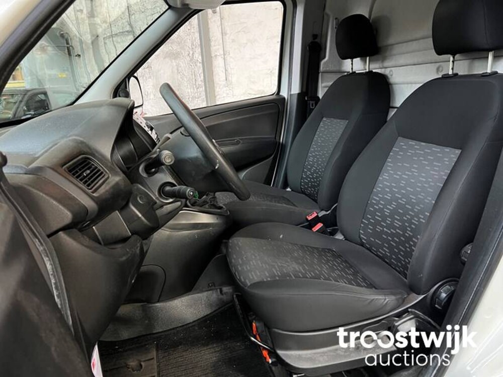 Opel Combo 1.6 CDTi L2H1 Edit. 105PS 2016, -Orig.NL-, V-439-BP, Doppelschiebetür
