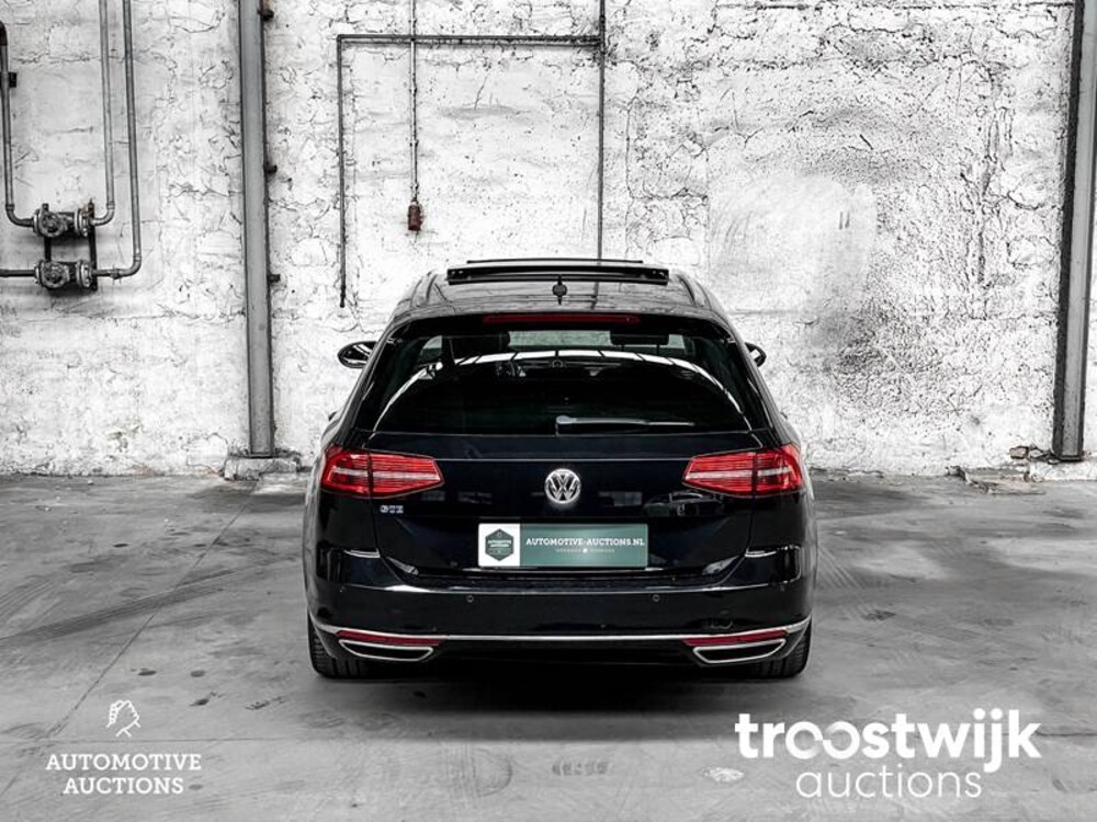 Volkswagen Passat GTE Variant 1.4 TSI Highline 156hp 2015, -Orig.NL-, HK-798-V