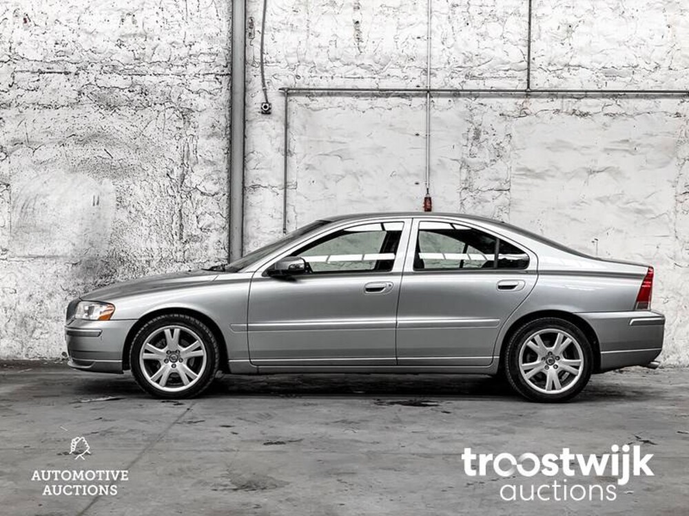 Volvo S60 2.4 Drivers Edition 140hp 2009 -Orig. NL-, 20-KGB-1