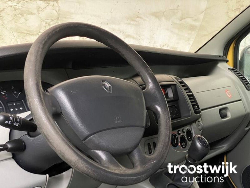 Renault Traffic   Wohnmobil 101PS 2003, -Orig. NL-, 34-ZVH-1