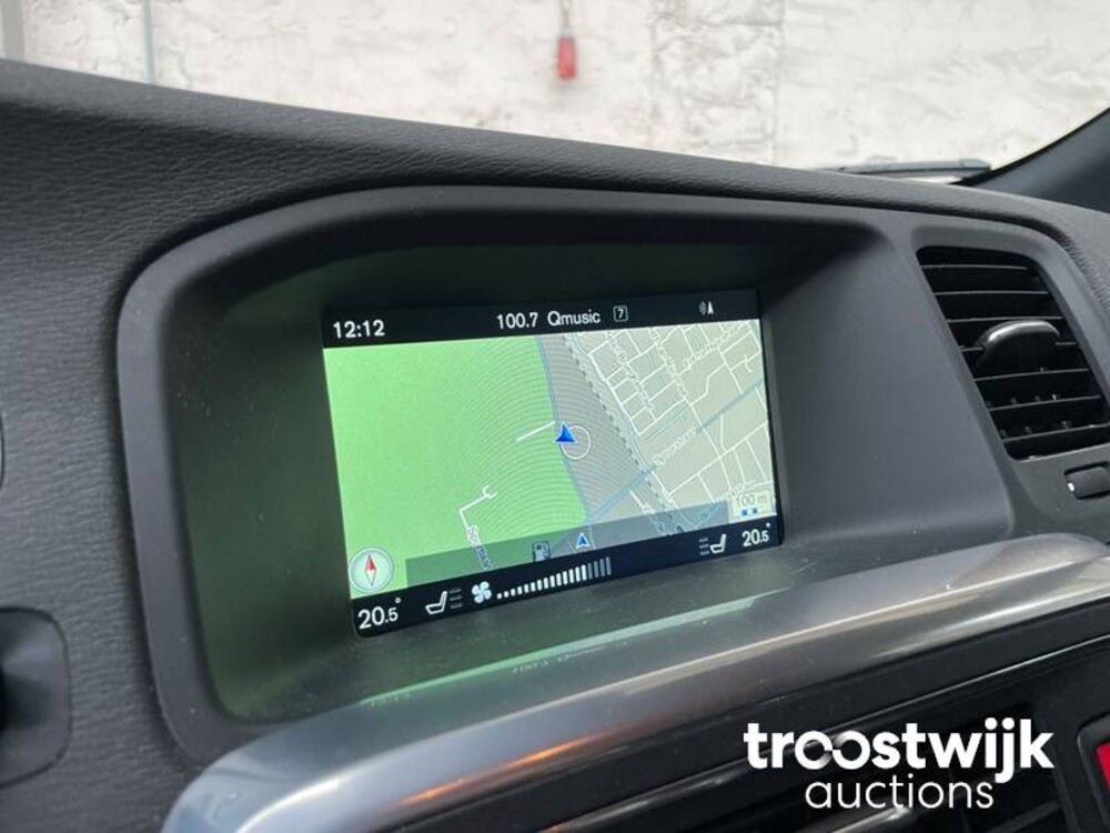 Volvo V60 D5 Twin Engine Special Edition 163hp 2015 -Orig. NL-, NH-759-L