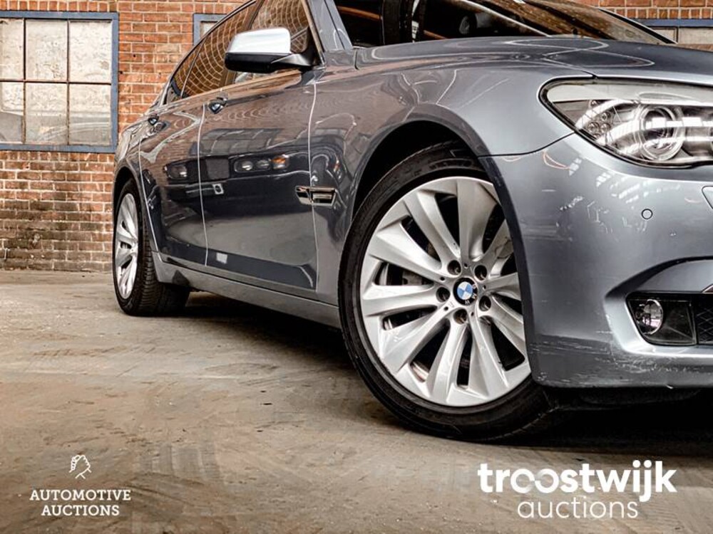 BMW ActiveHybrid7 4.4 V8  485 PS 2010 7er