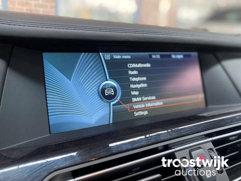 BMW ActiveHybrid7 4.4 V8  485 PS 2010 7er