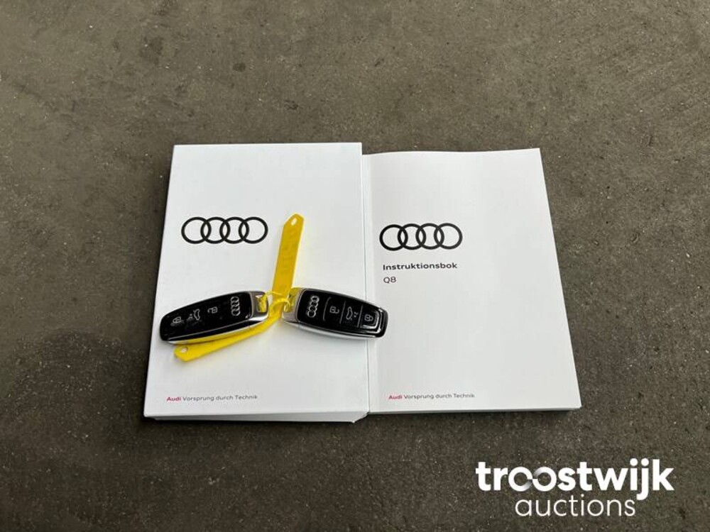 Audi Q8 60 TFSIe S-Line 3.0 Quattro  467 PS 2022, T-001-HD