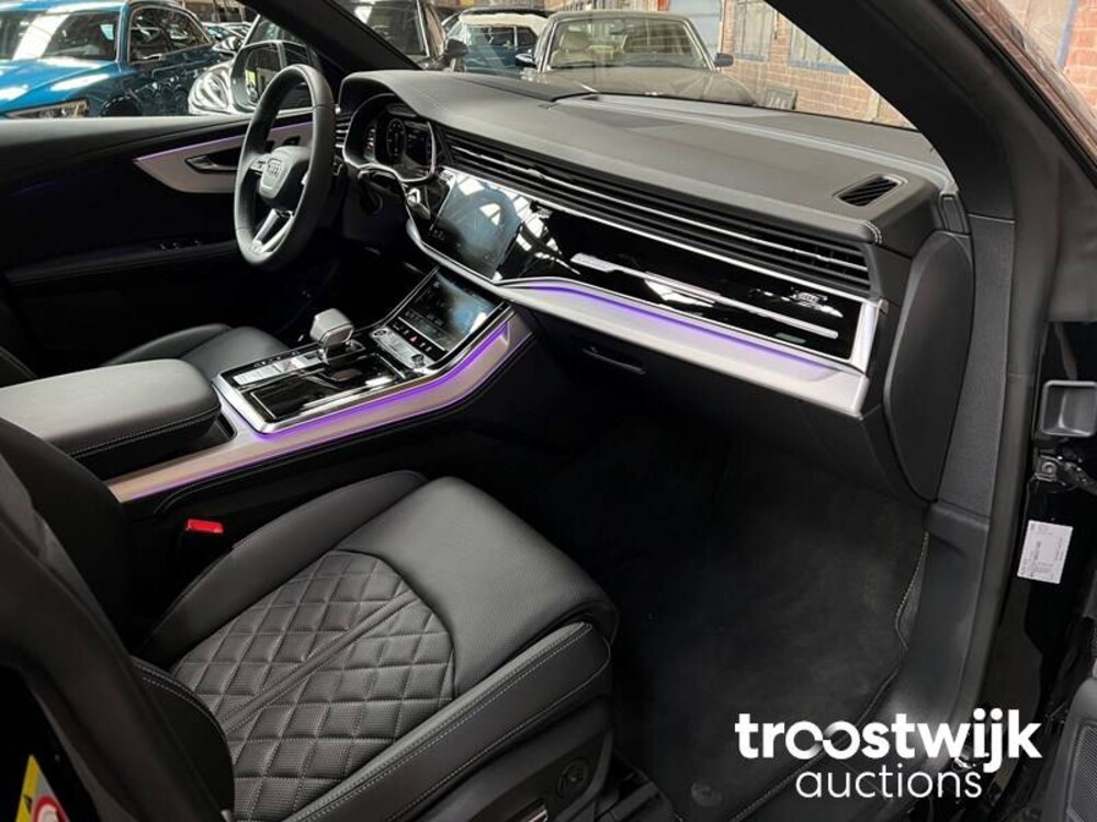 Audi Q8 60 TFSIe S-Line 3.0 Quattro  467 PS 2022, T-001-HD