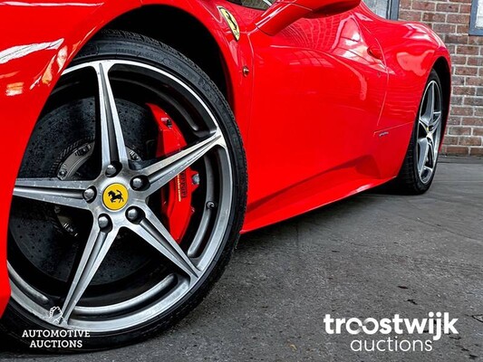 Ferrari 458 Italia  562hp 2012