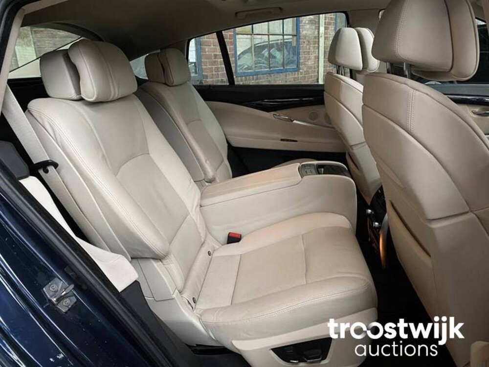 BMW 5-serie Gran Turismo 550xi High Executive 408hp 2010 -Orig. NL-, 08-NGL-6