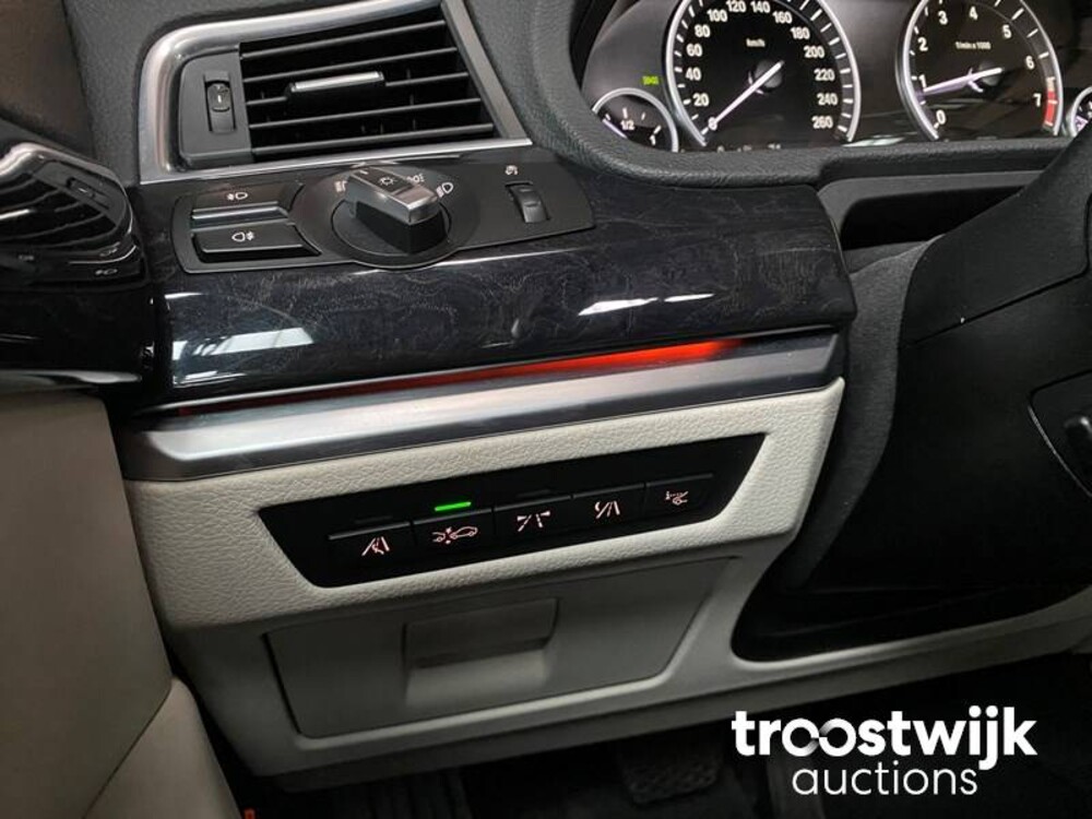 BMW 5-serie Gran Turismo 550xi High Executive 408hp 2010 -Orig. NL-, 08-NGL-6