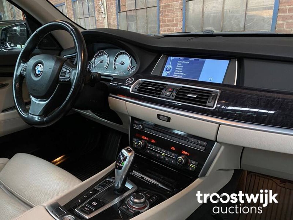 BMW 5-serie Gran Turismo 550xi High Executive 408hp 2010 -Orig. NL-, 08-NGL-6