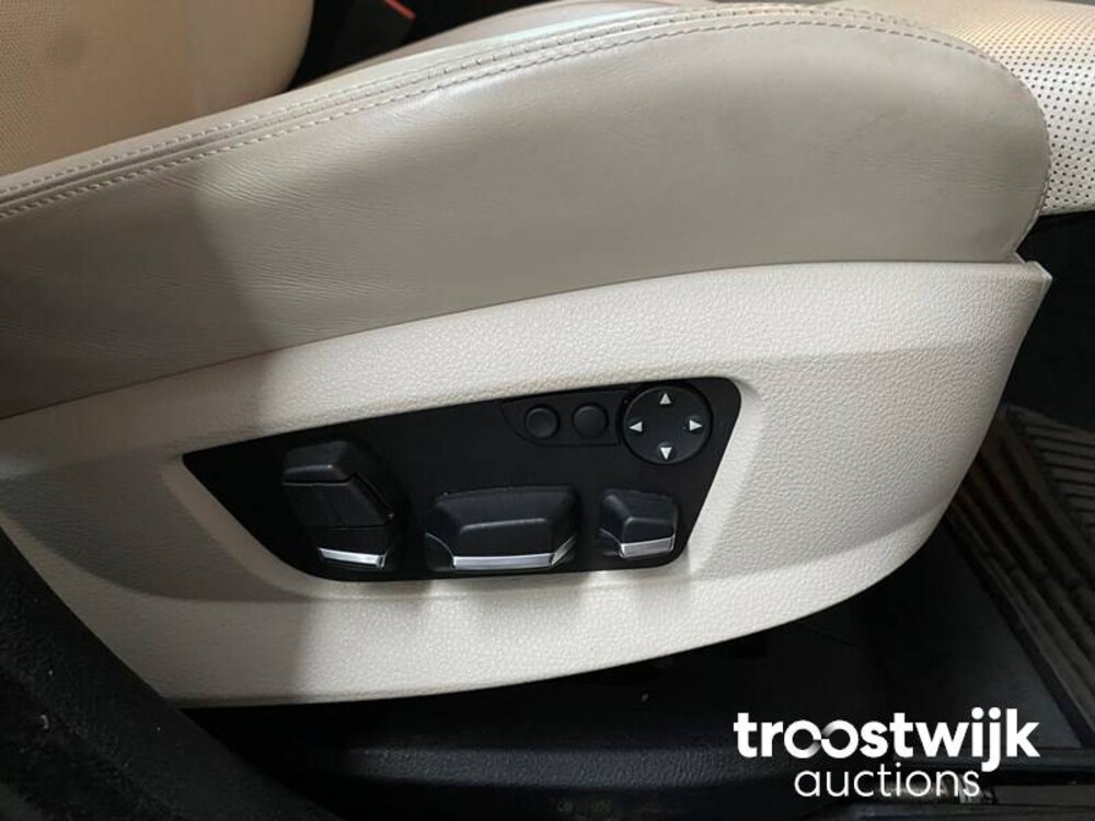 BMW 5-serie Gran Turismo 550xi High Executive 408hp 2010 -Orig. NL-, 08-NGL-6