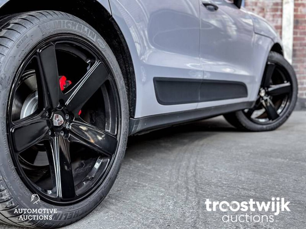 Porsche Macan  252hp 2018, G-758-PL