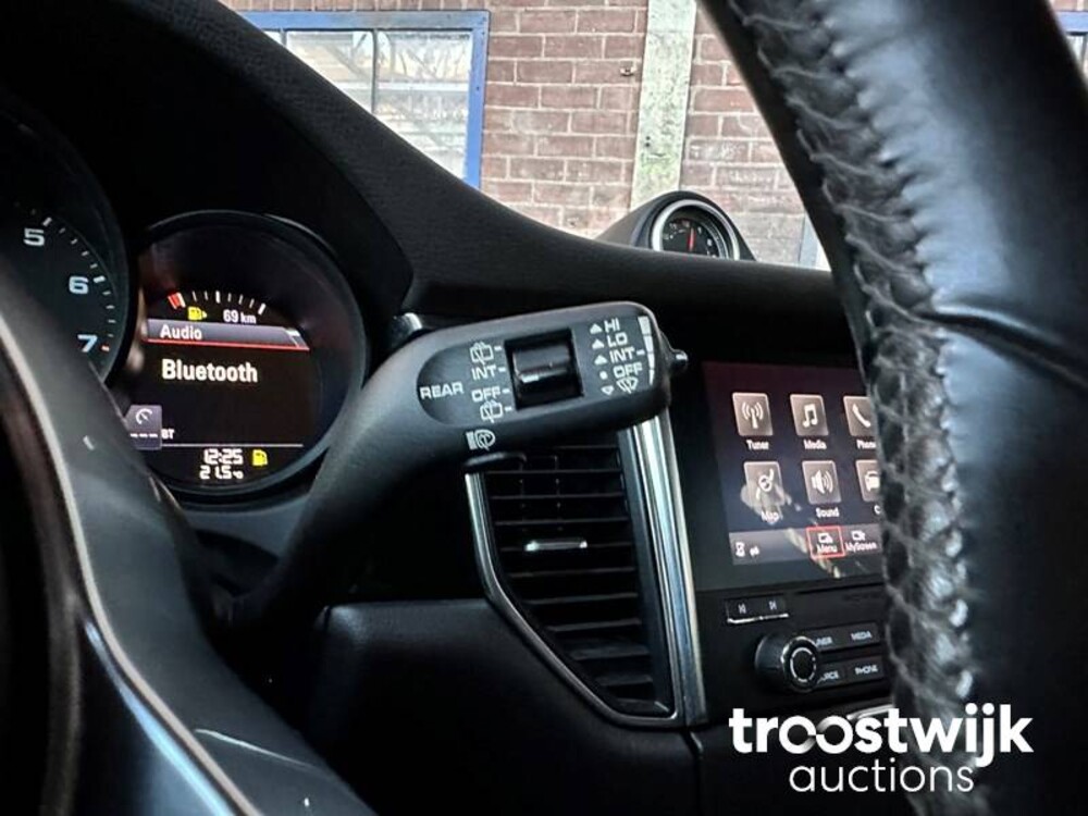 Porsche Macan  252hp 2018, G-758-PL