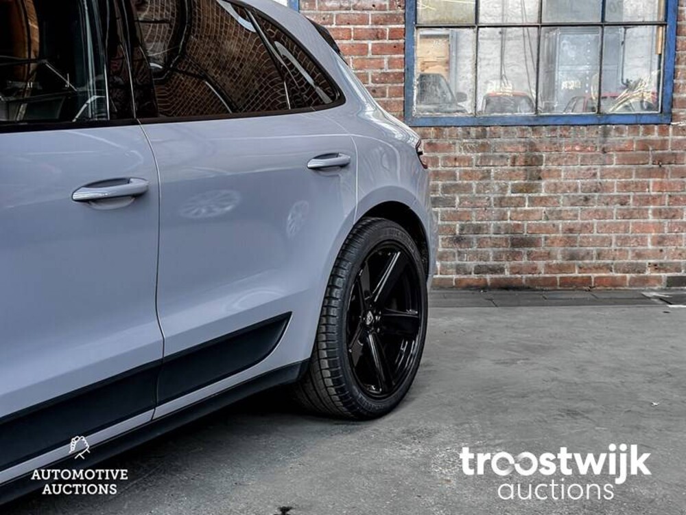 Porsche Macan  252hp 2018, G-758-PL