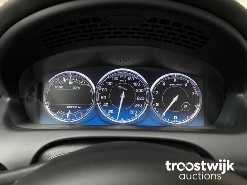 Jaguar XJ 2.0 Premium Luxury 241PS 2013 -Orig. NL-, 7-KBN-78