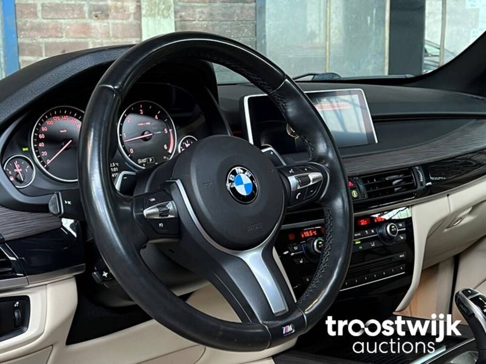 BMW X5 xDrive30d High Executive 258PS 2014 M-Sport 7-Sitzer Panoramadach - Anhängerkupplung, XF-067-S