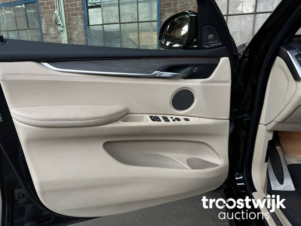 BMW X5 xDrive30d High Executive 258PS 2014 M-Sport 7-Sitzer Panoramadach - Anhängerkupplung, XF-067-S