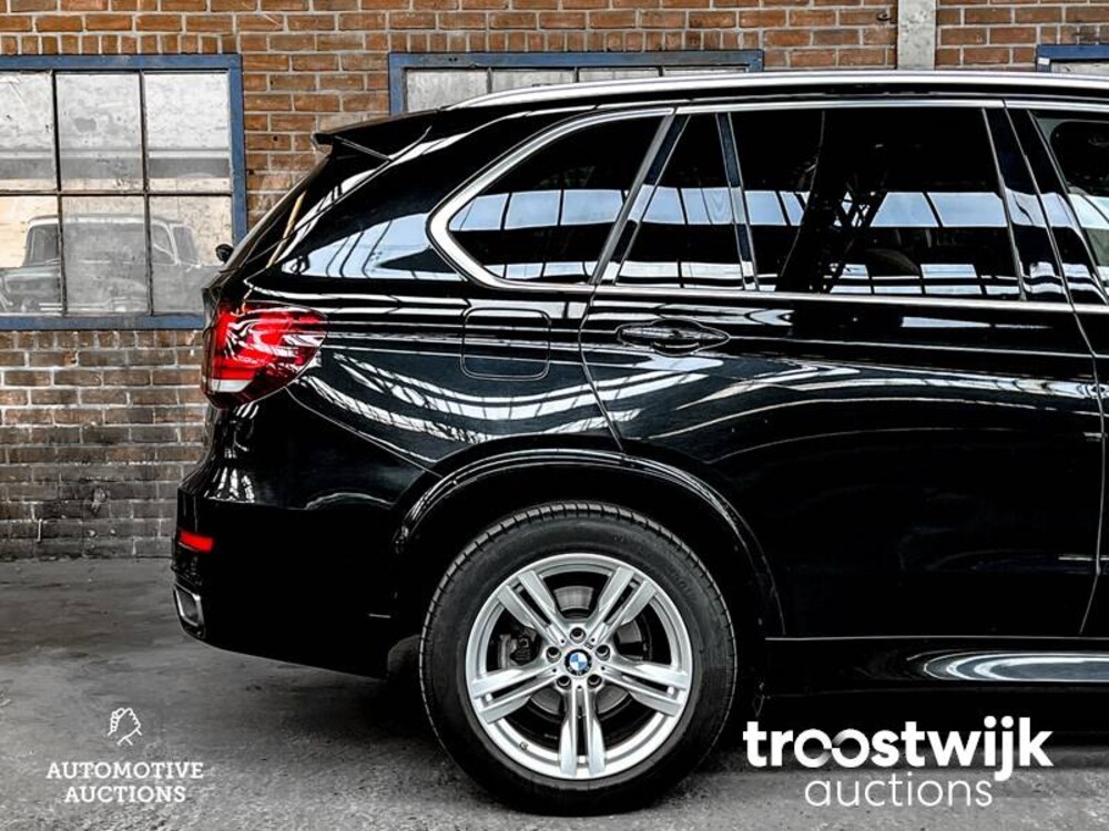 BMW X5 xDrive30d High Executive 258PS 2014 M-Sport 7-Sitzer Panoramadach - Anhängerkupplung, XF-067-S