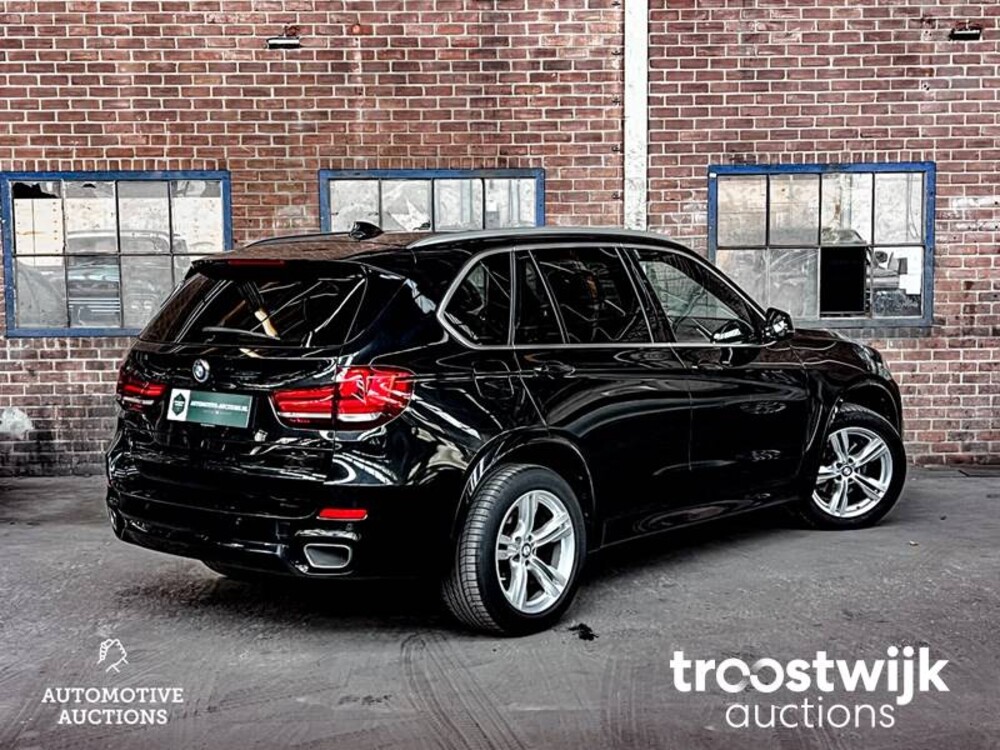 BMW X5 xDrive30d High Executive 258PS 2014 M-Sport 7-Sitzer Panoramadach - Anhängerkupplung, XF-067-S