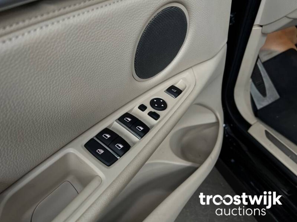 BMW X5 xDrive30d High Executive 258PS 2014 M-Sport 7-Sitzer Panoramadach - Anhängerkupplung, XF-067-S